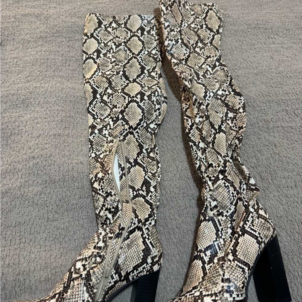 Over the Knee Snakeskin Pattern Women's Boots